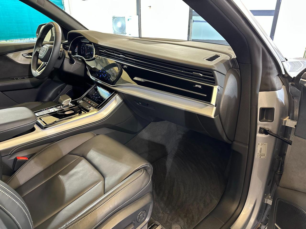 Audi Q8 55 3.0 TFSI MHEV Sport S-LINE Quattro Tiptronic"FARI MATRIX"