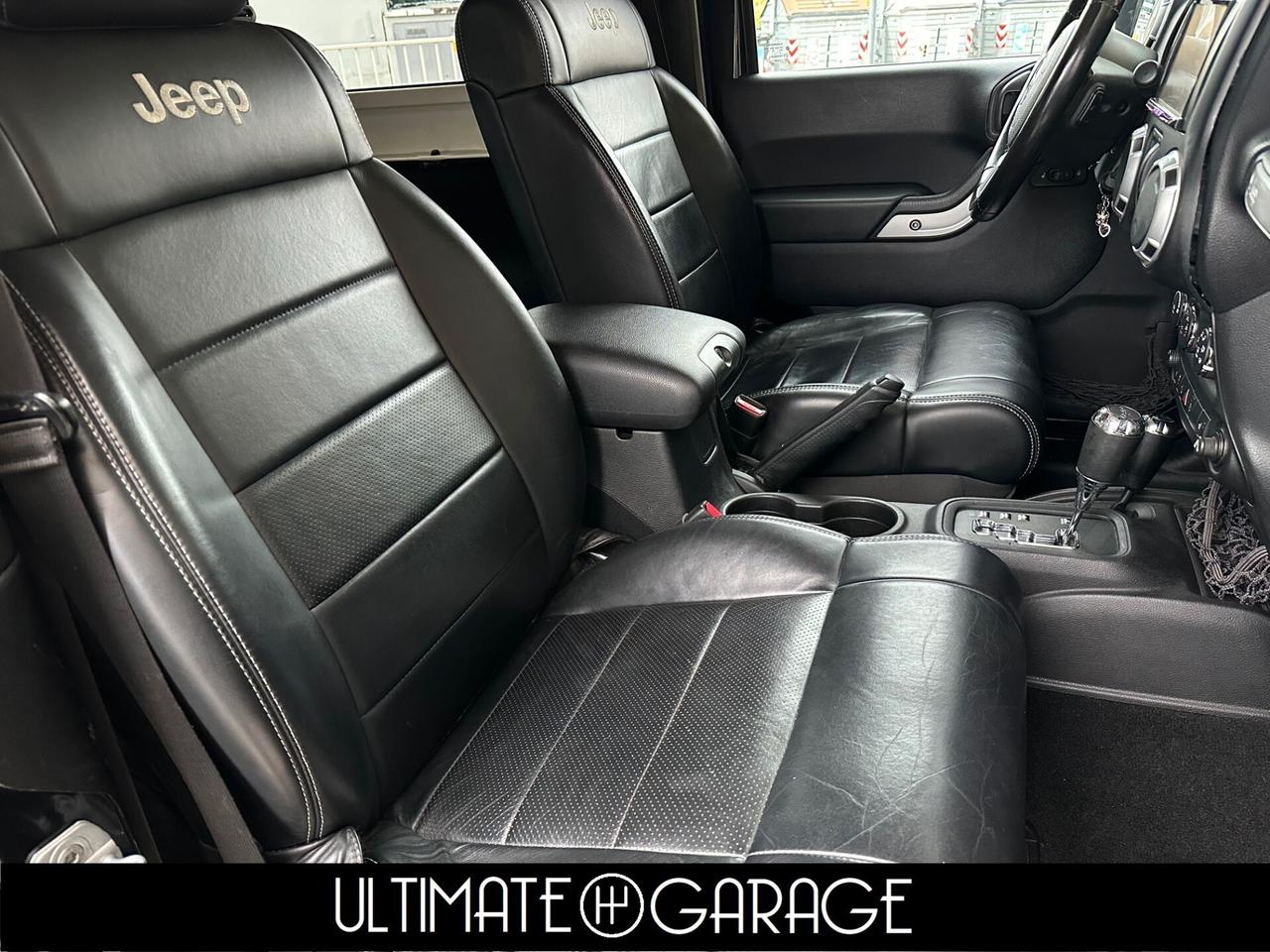 Jeep Wrangler 2.8 CRD DPF Sahara Auto *Total Black