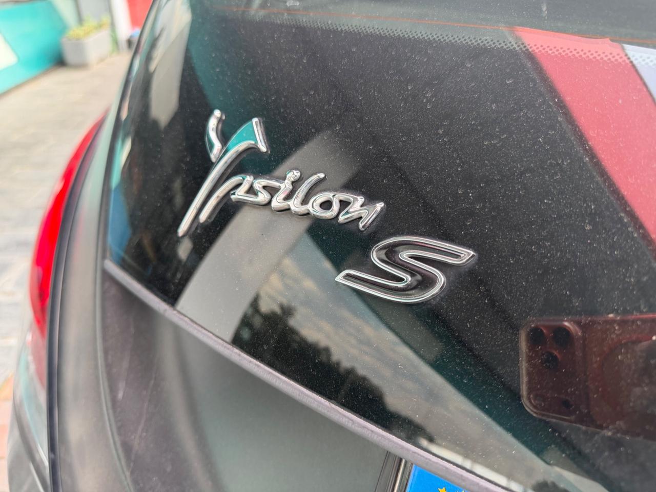 Lancia Ypsilon 1.2 S Momodesig E6 - PERFETTA