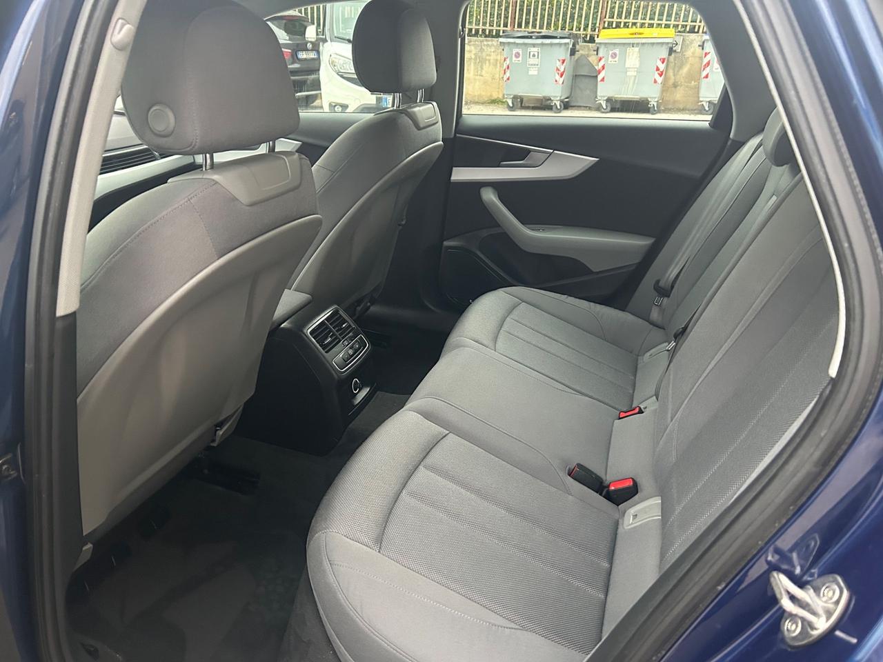 Audi A4 Avant 2.0 TDI 122 CV Euro6B