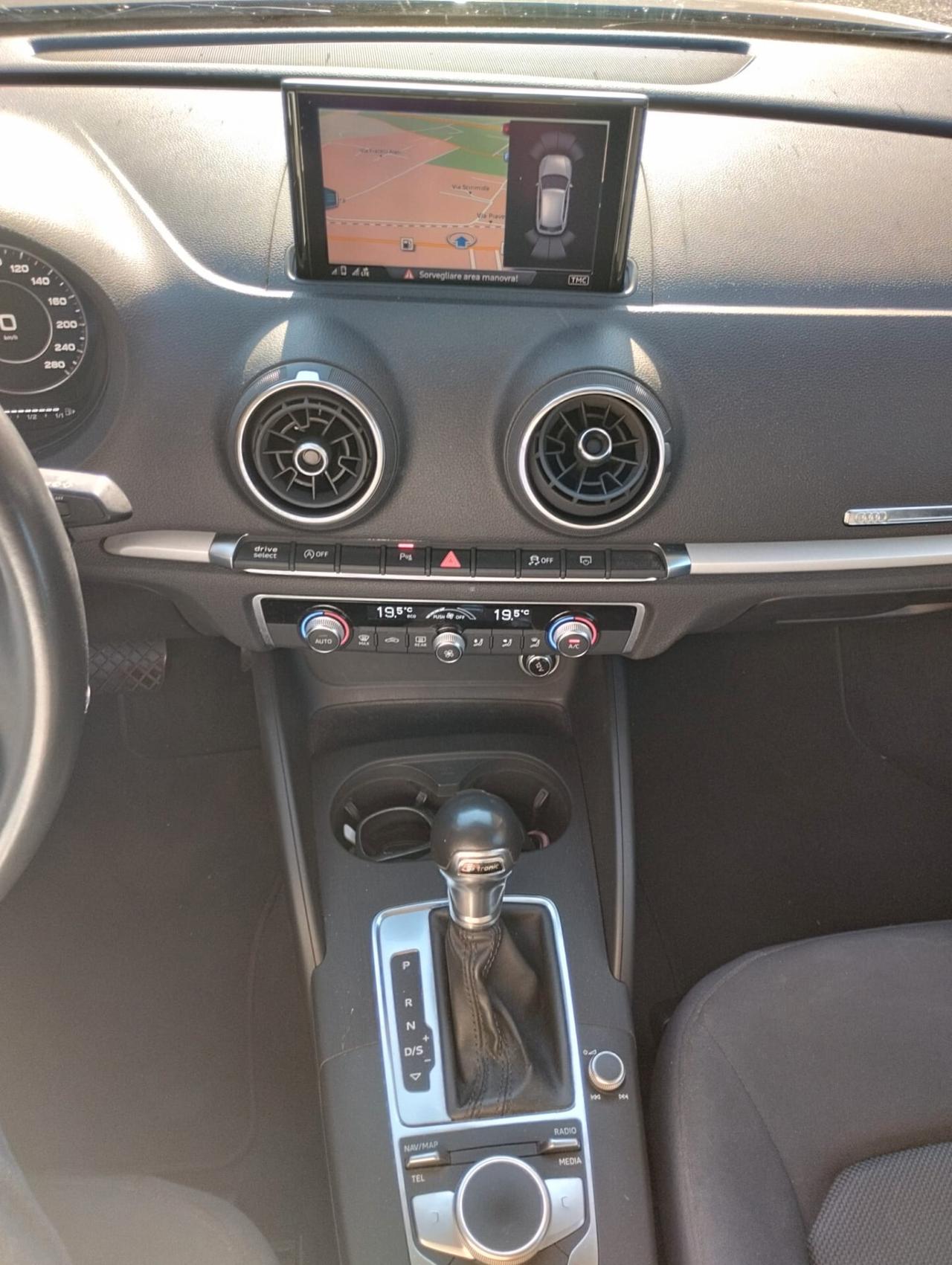 Audi A3 SPB TFSI 150CV S tronic Business SLINE