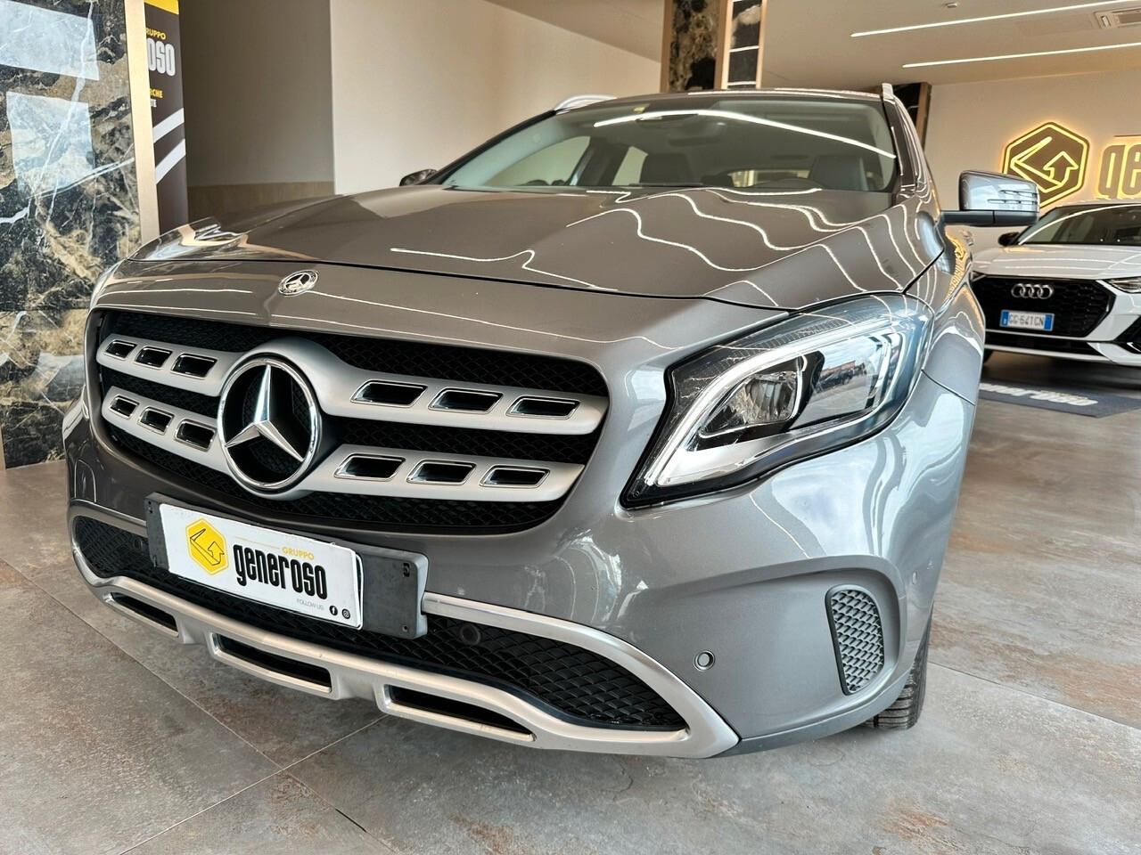 Mercedes-benz GLA 200d Auto Sport Navi Led Garanzia