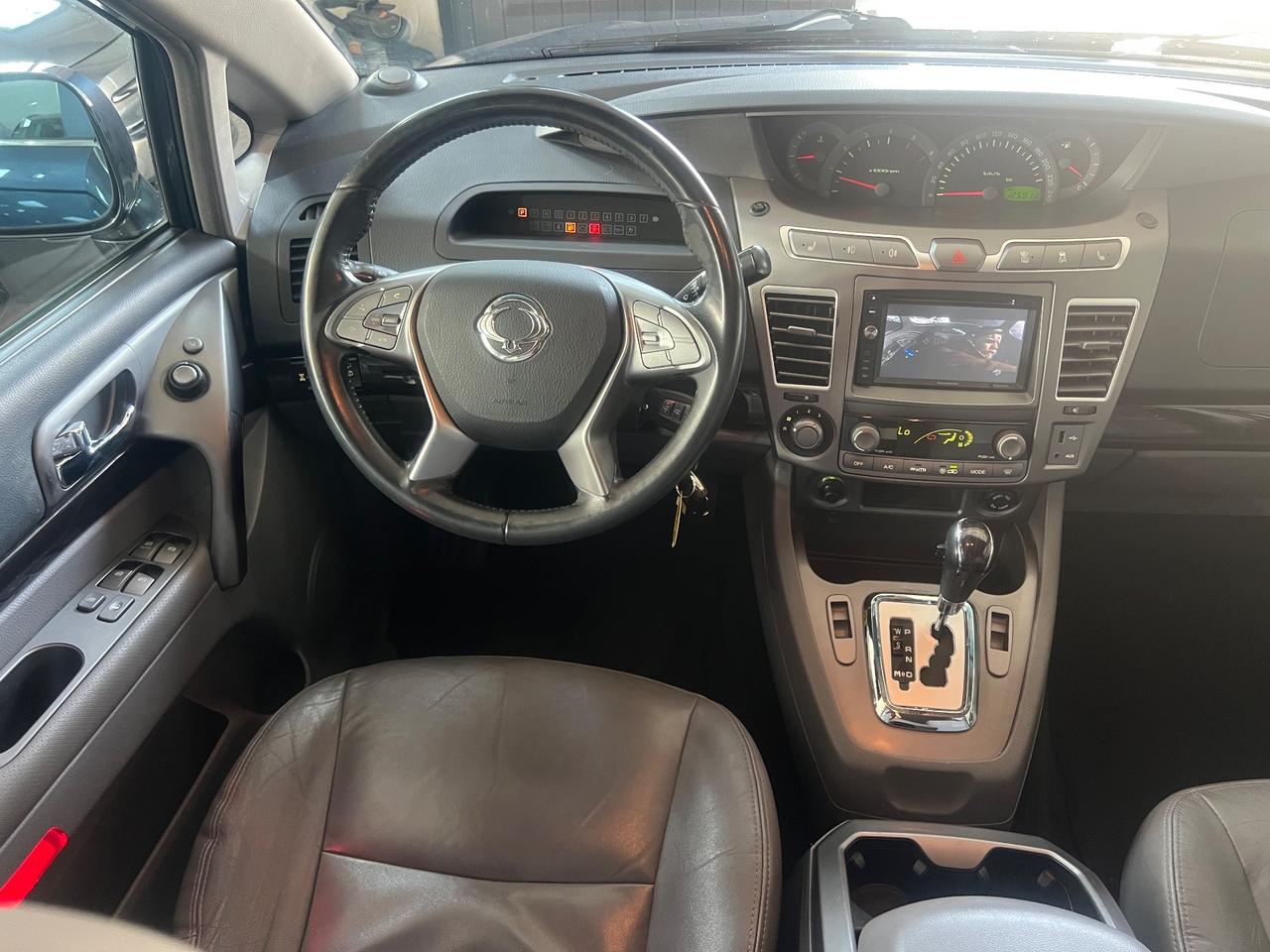 Ssangyong Rodius 2.2 Diesel 4WD A/T Classy Pelle