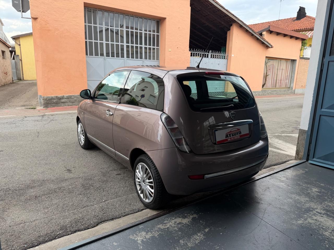 Lancia Ypsilon 1.4 Unyca Ecochic GPL