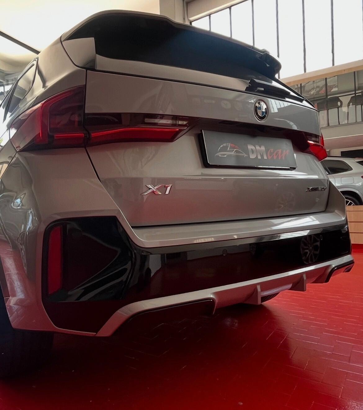 BMW X1 20d X-DRIVE MHEV 48V M-SPORT Automatico Virtual Pelle Totale Tetto Panoramico ed elettrico Cerchi da 18 . AUTO - DIREZIONALE BMW -
