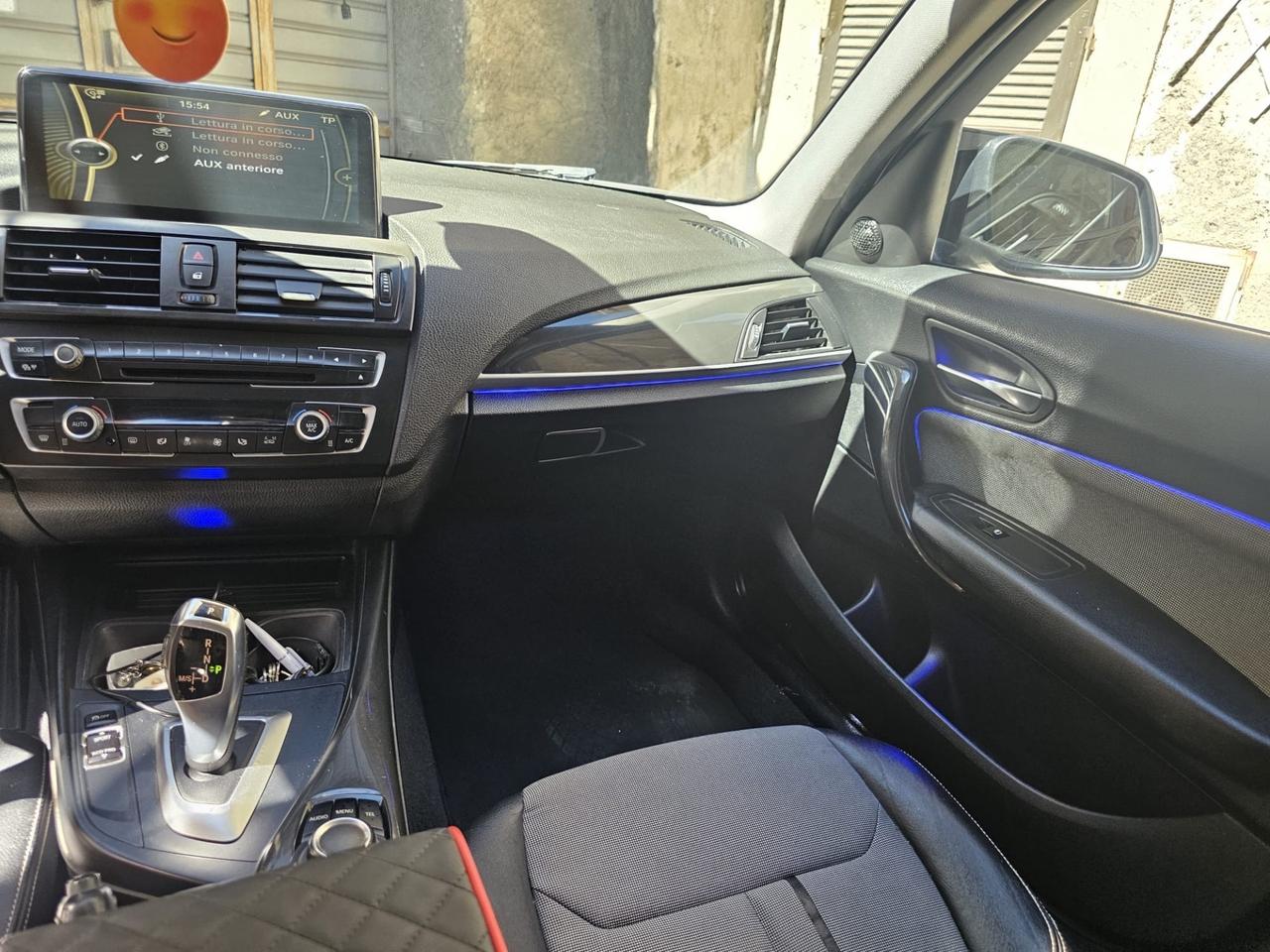 BMW 118d Cambio Automatico Xenon Navi clima PDC
