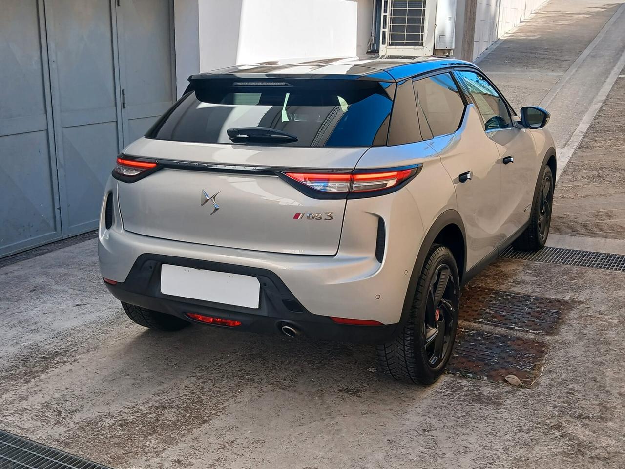 Ds DS3 3 Crossback BlueHDi 130 aut. Performance Line+