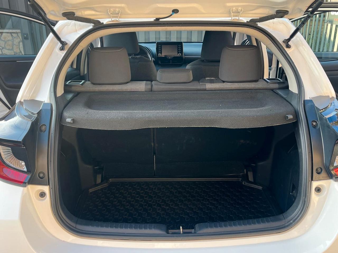 Toyota Yaris 1.5 Hybrid 5 porte Active