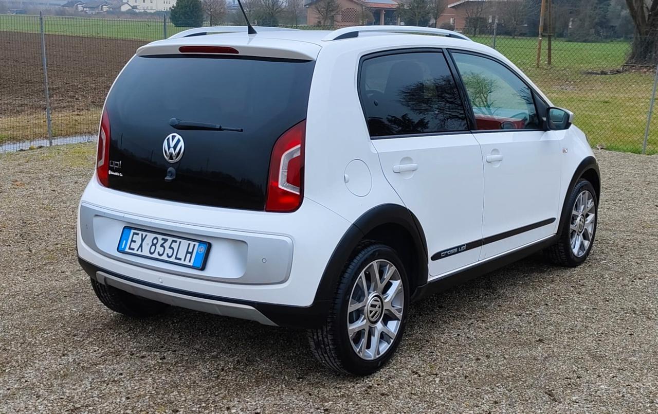 Volkswagen up! 1.0 75 CV 5p. cross