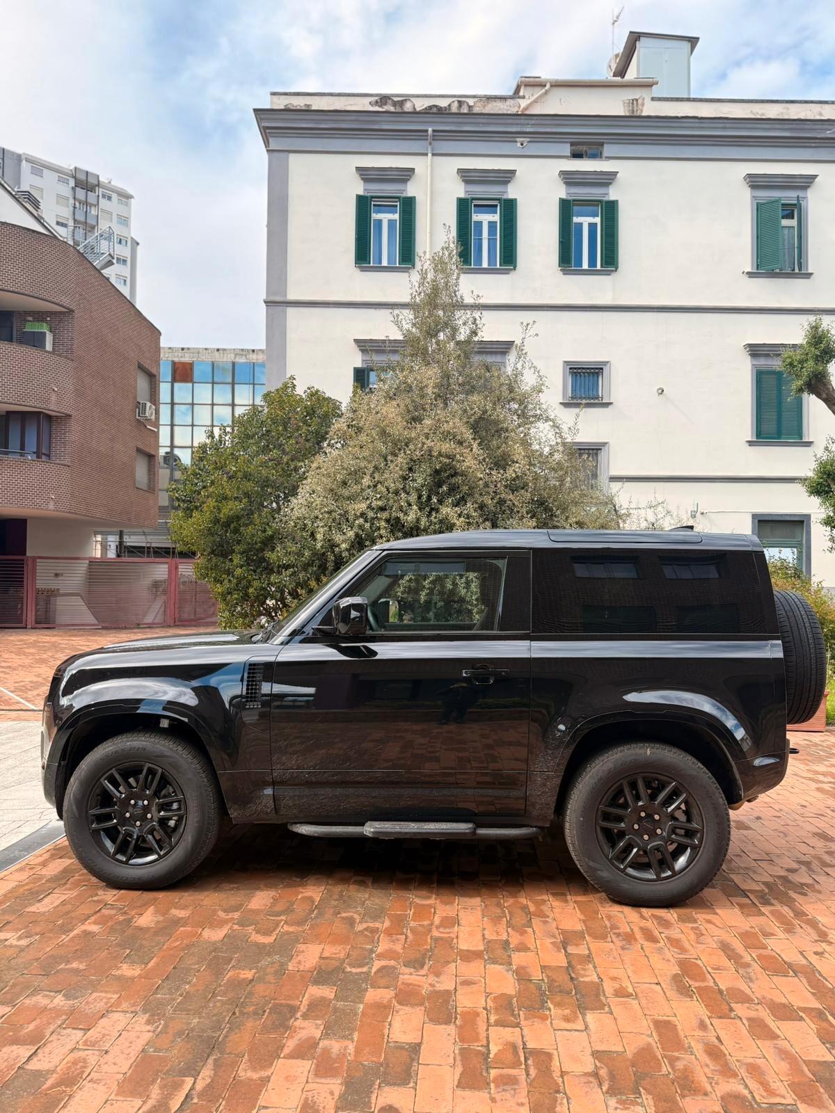 Land Rover Defender 110 2.0 Si4 PHEV 300 CV AWD Auto X-Dynamic SE