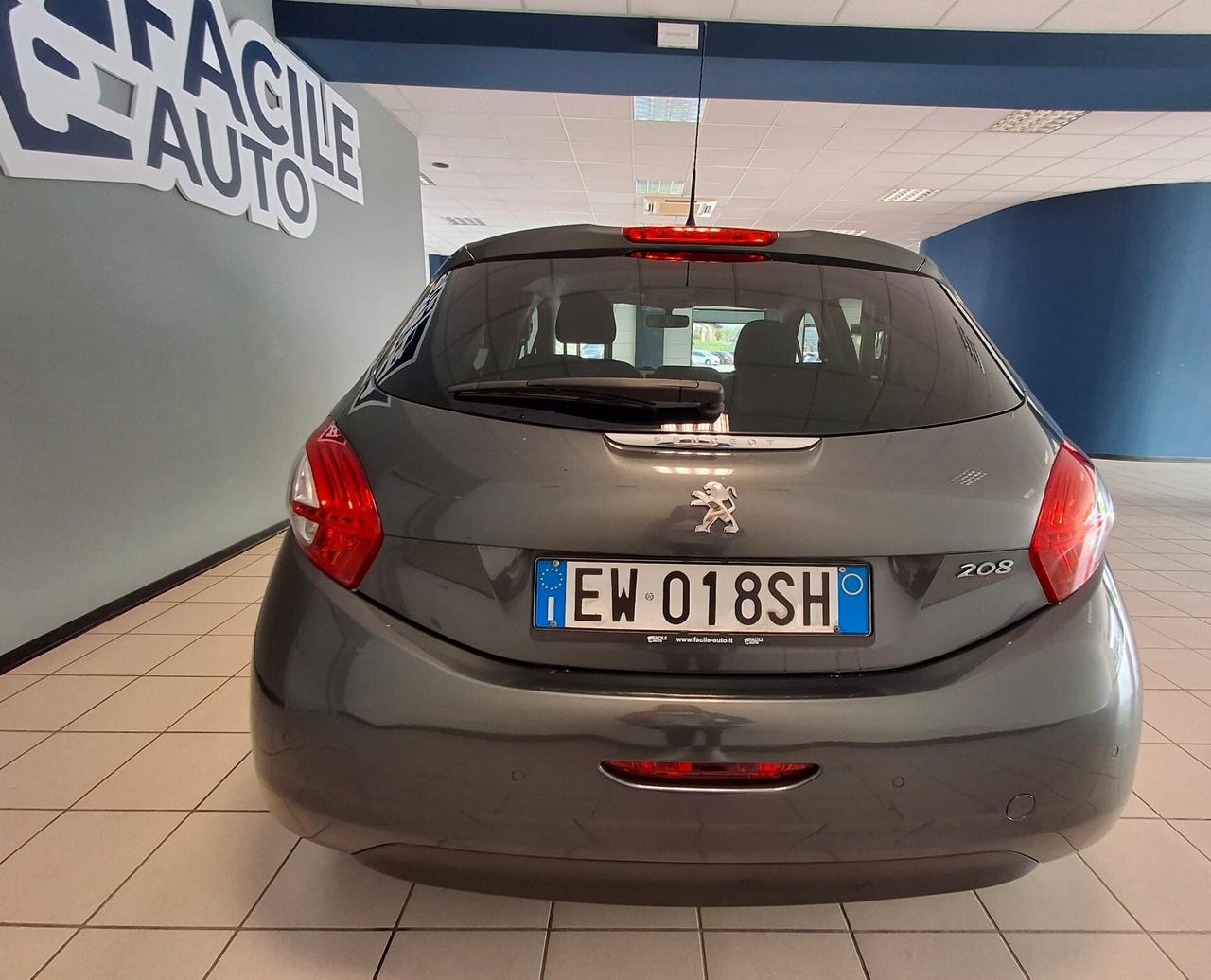 Peugeot 208 PureTech 82 5 porte Allure