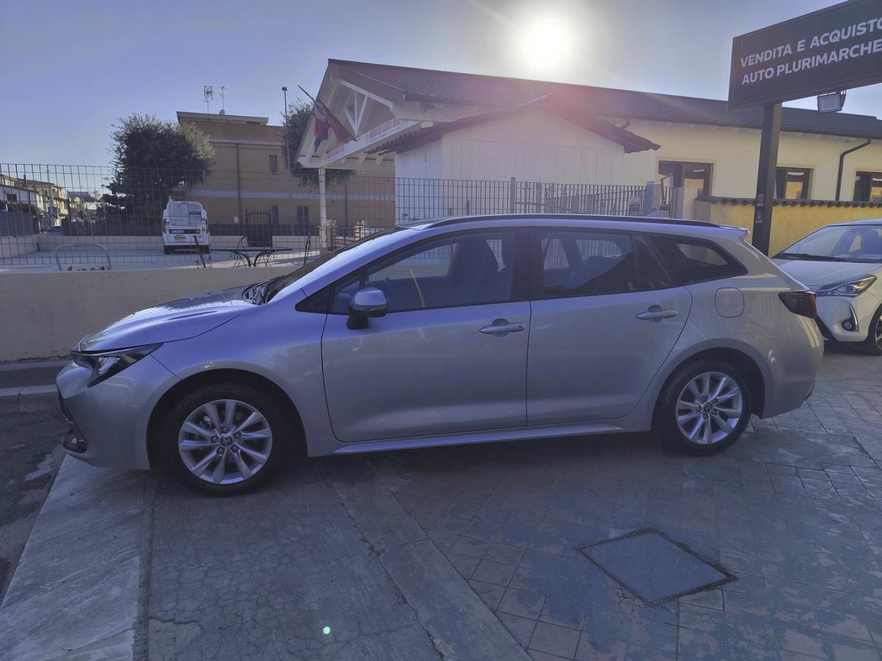 Toyota Corolla Touring Sports 1.8 Hybrid Active