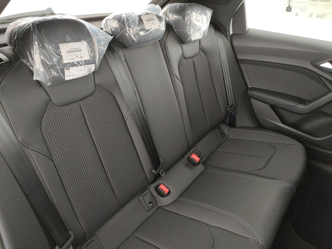 Audi A1 allstreet 35 1.5 tfsi identity contrast 150cv s tronic