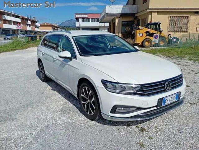 VOLKSWAGEN Passat Variant Passat Variant 2.0 tdi Executive 200cv dsg - GH430