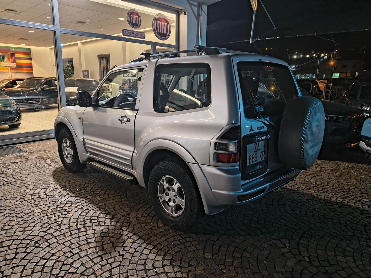 Mitsubishi Pajero 3.2 16V DI-D 3p. GLX cambio manuale e unico proprietario