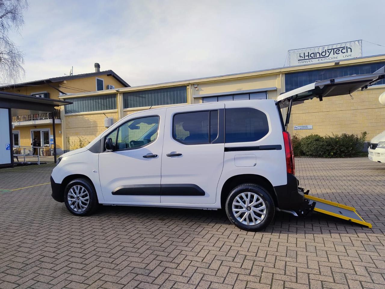 Fiat Doblo Trasporto Persone disabili Pronta Consegna