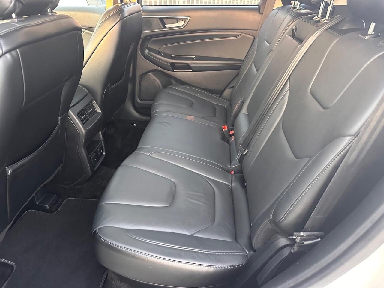 Ford Edge. 2017 2.0 Diesel 210 CV AWD AUT. Titanium