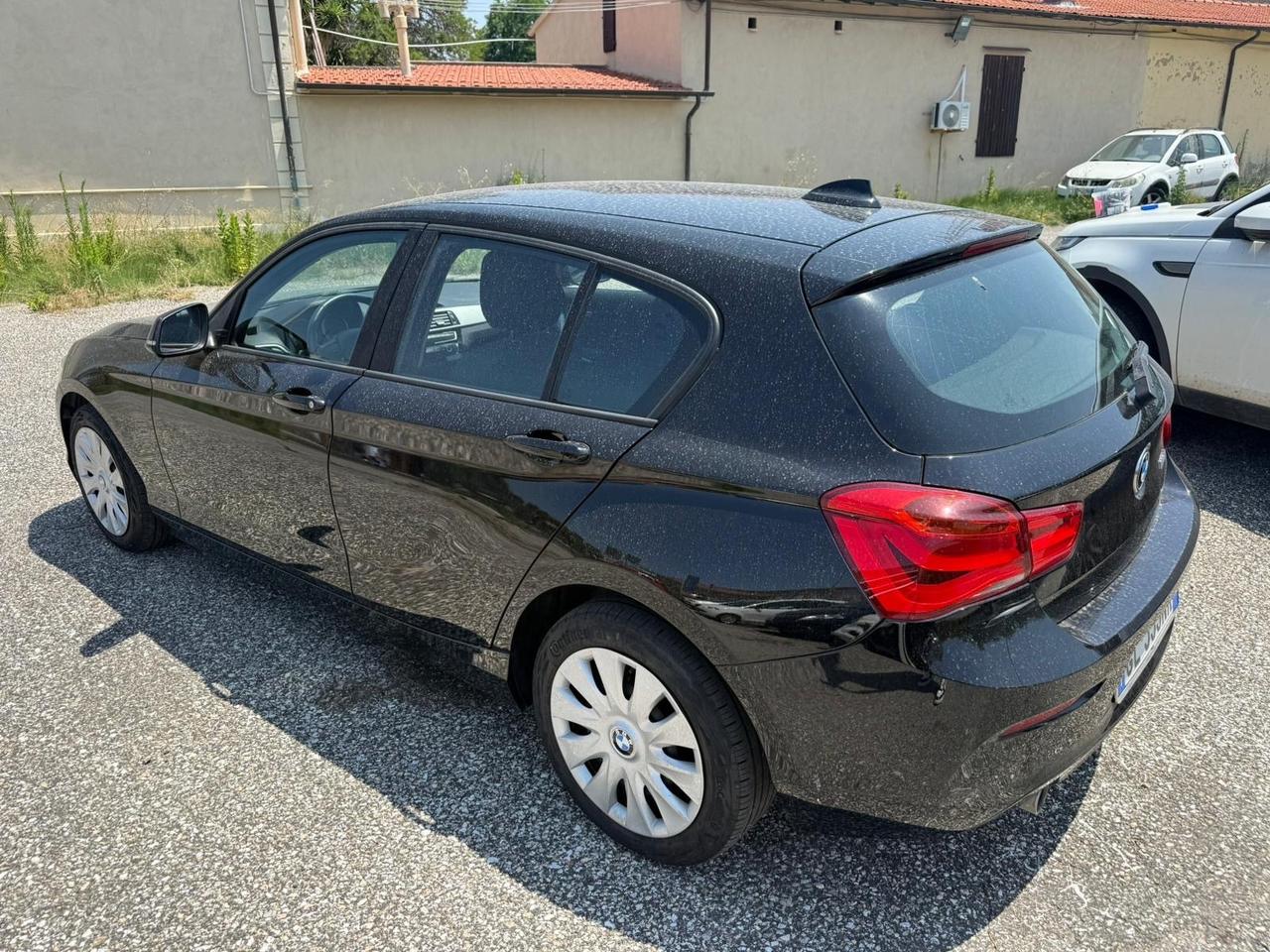 Bmw 118 118i 5p. Urban