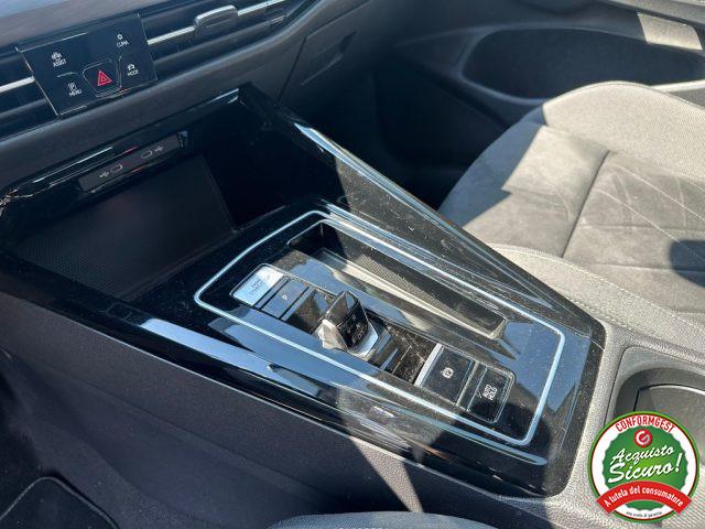 VOLKSWAGEN Golf 1.4 TSI eHYBRID 204 CV DSG Style