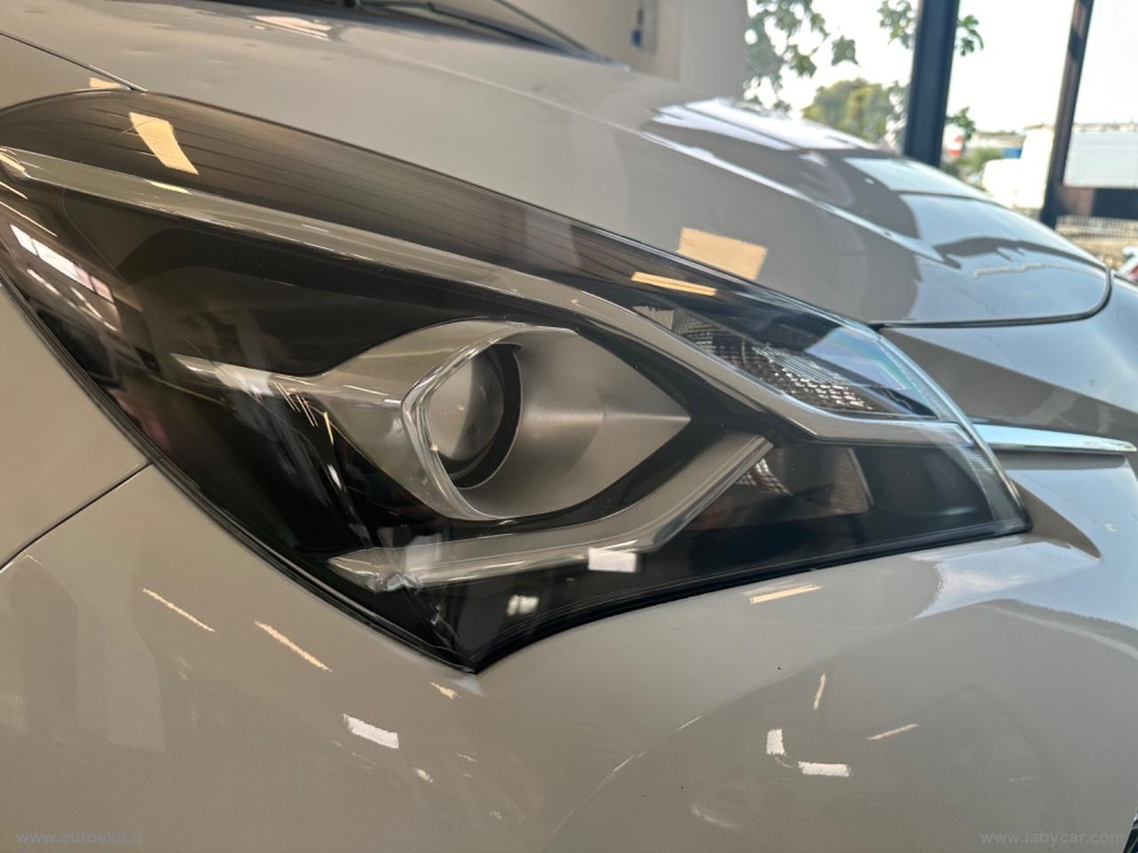 TOYOTA Yaris 1.5 Hybrid 5p. Trend White Ed. DANNI GRANDINE