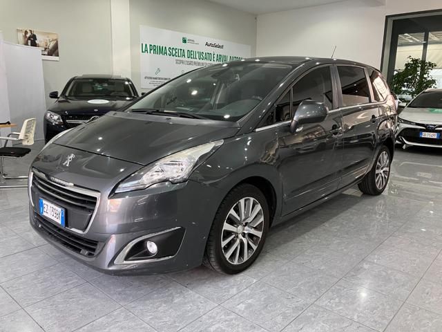 PEUGEOT 5008 2.0 HDi 163CV aut. Business