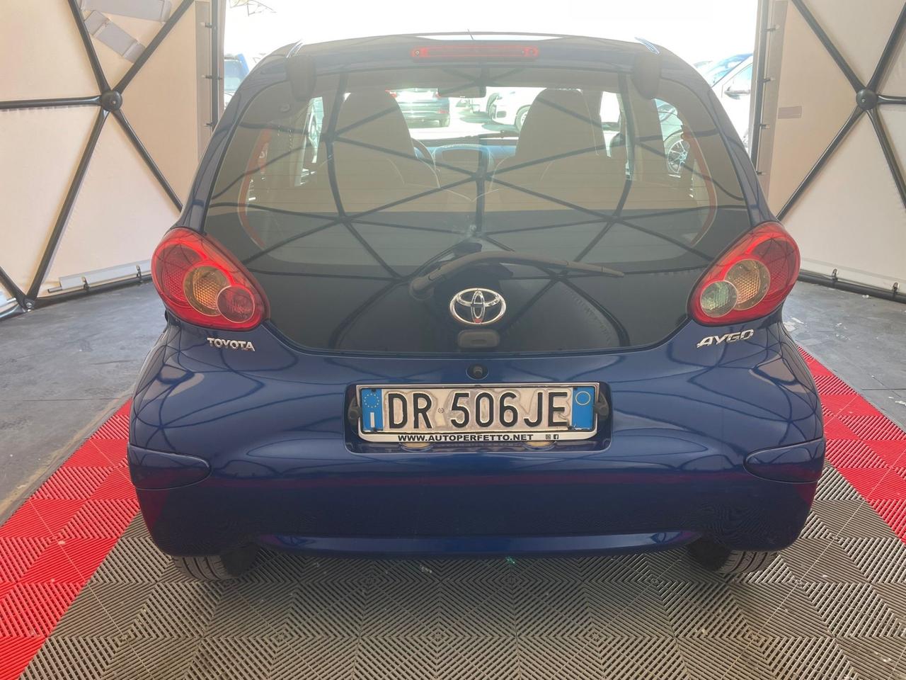 Toyota Aygo 1.0 12V VVT-i 5 porte Now