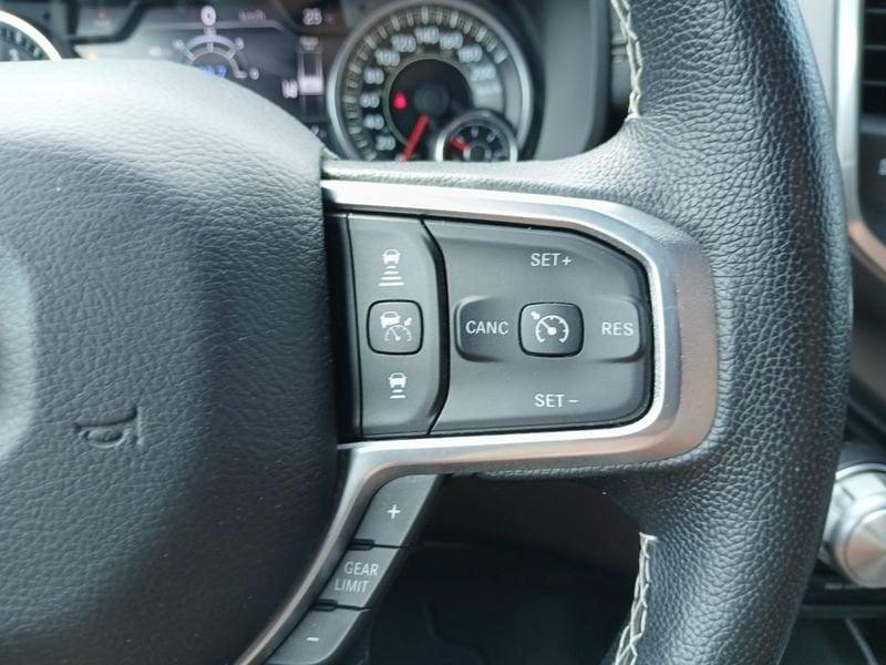 Dodge RAM 1500 5.7 GPL V8 Laramie Night N1 - SER