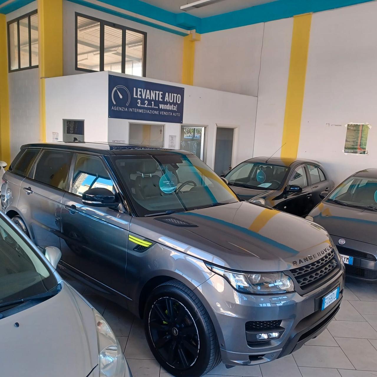 STUPENDA FULL OPTIONAL RANGE ROVER SPORT 3.0 TDI 4X4 AUTOM