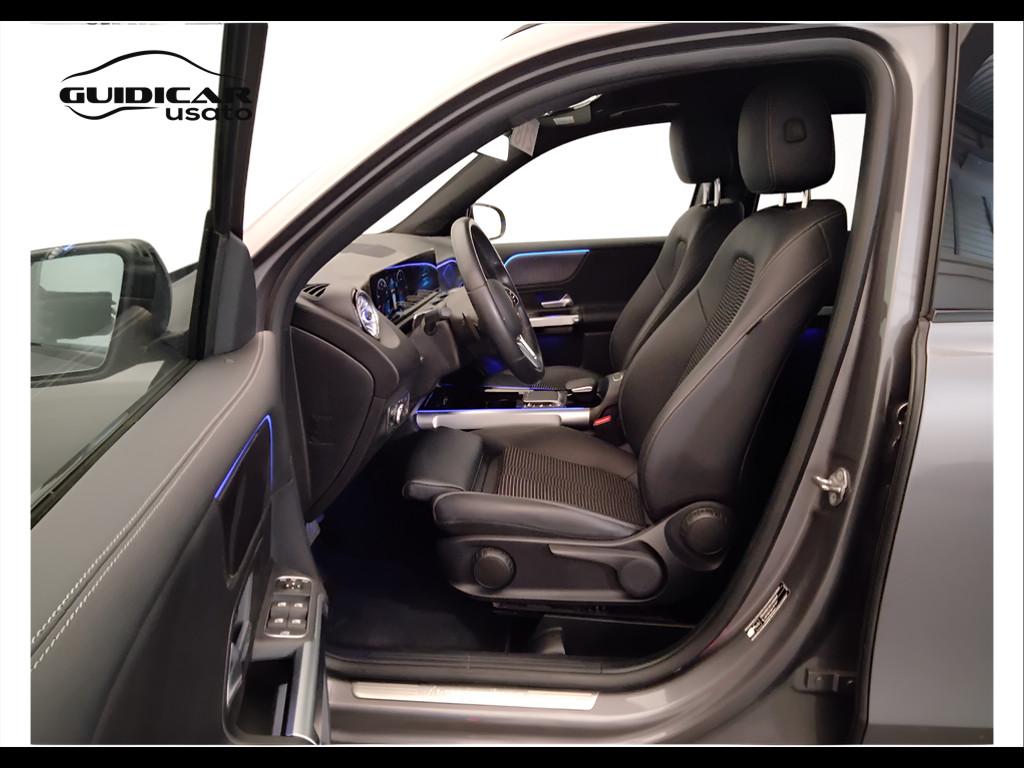 Mercedes-Benz GLB - X247 2019 - GLB 180 d Sport Plus auto