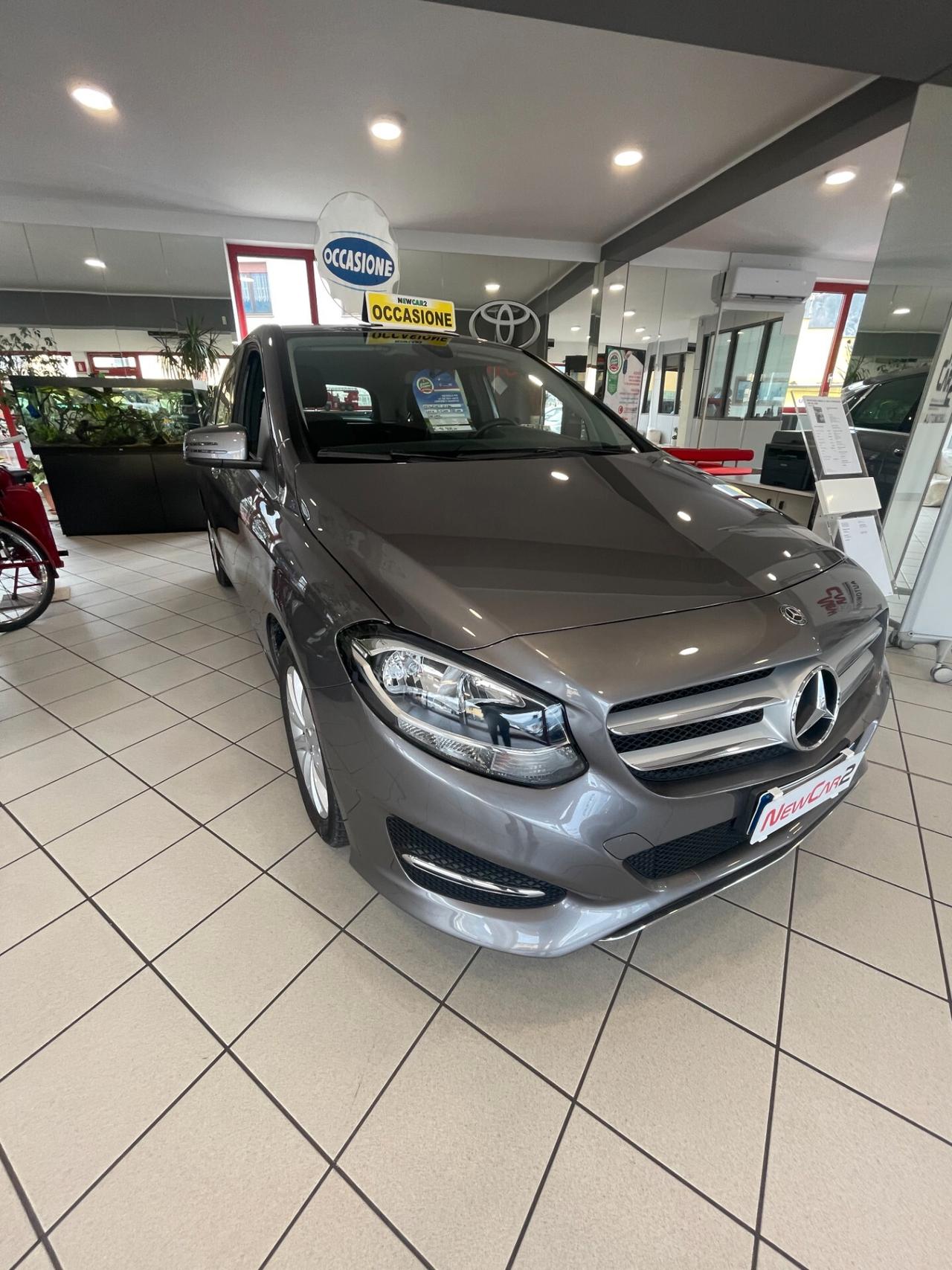 MERCEDES-BENZ B 180 d PREMIUM KM 82.000