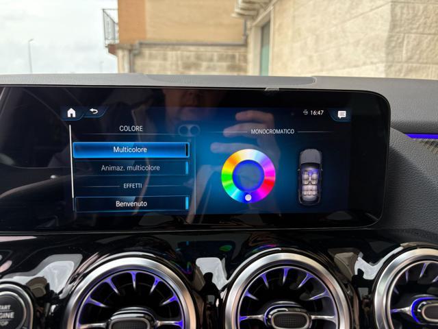 MERCEDES-BENZ GLA 200 d Automatic Premium Amg TETTO-PACK NIGHT