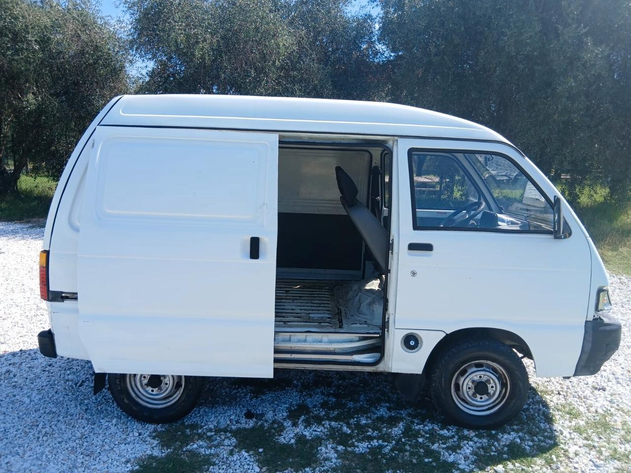 Piaggio Porter 1.3i 65CV 4x4 Cabinato