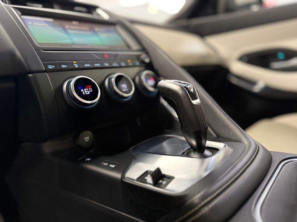 JAGUAR - E-pace - 2.0 249CV AWD aut. R-Dynamic S