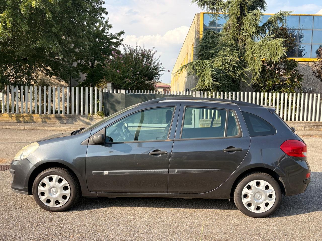 Renault Clio 1.2 Benzina neopatentati 2009