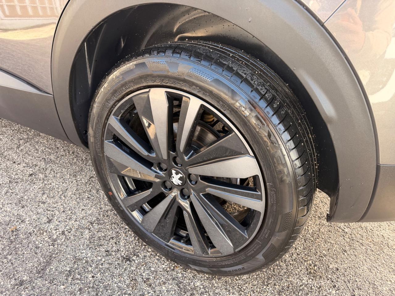 Peugeot 3008 1.5 BlueHDi 130 EAT8 GT TETTO LED