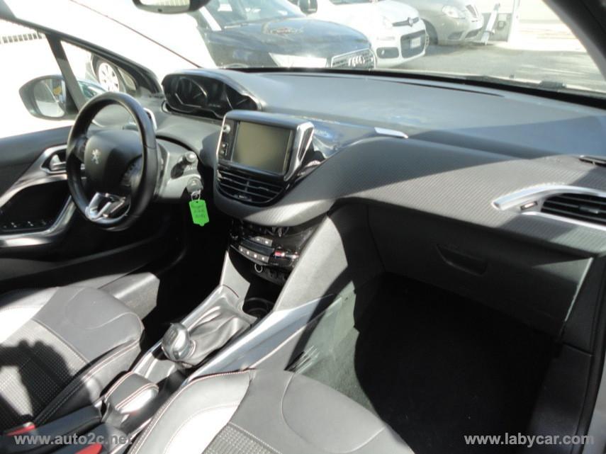 PEUGEOT 2008 1.6 e-HDi 92 CV S&S Urban Cross