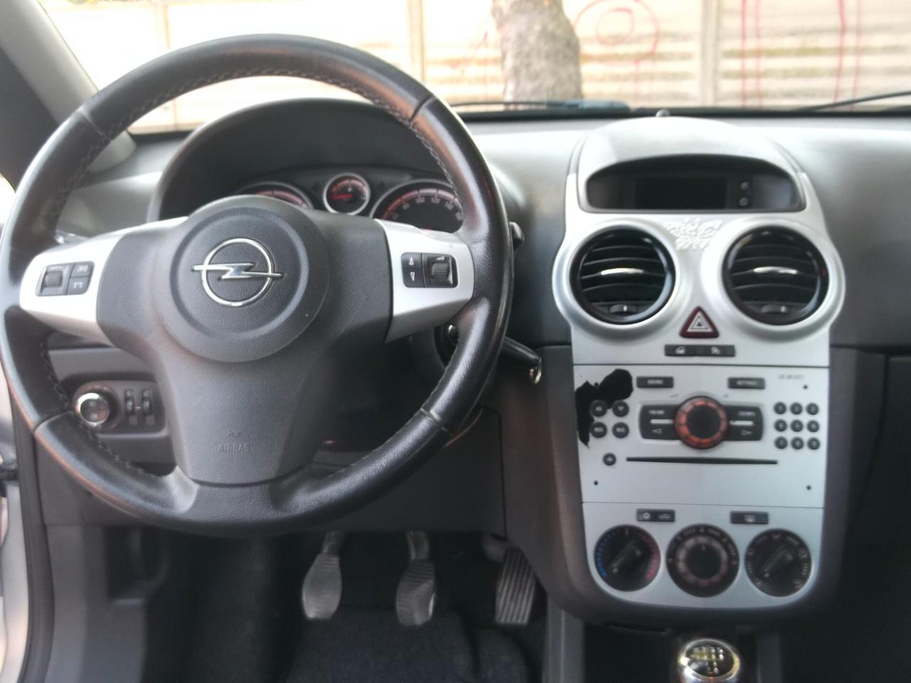 Opel Corsa 1.3 Cdi 5P. Neopatentati 2012