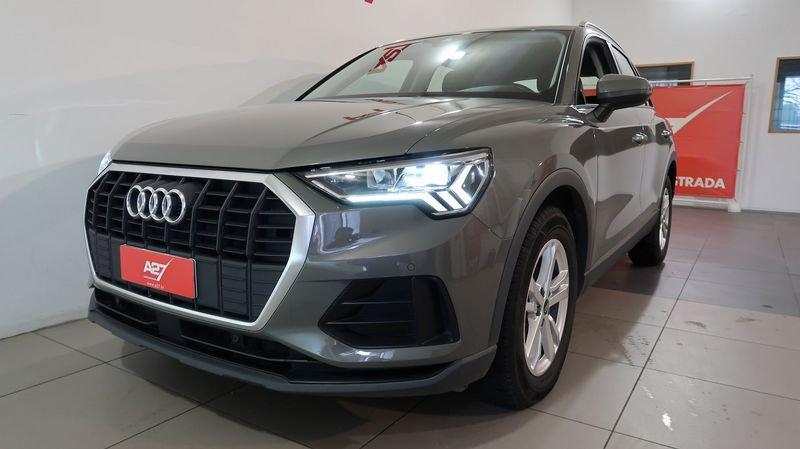 Audi Q3 2.0 35 TDI S Tronic Business #NAVI#CARPLAY#