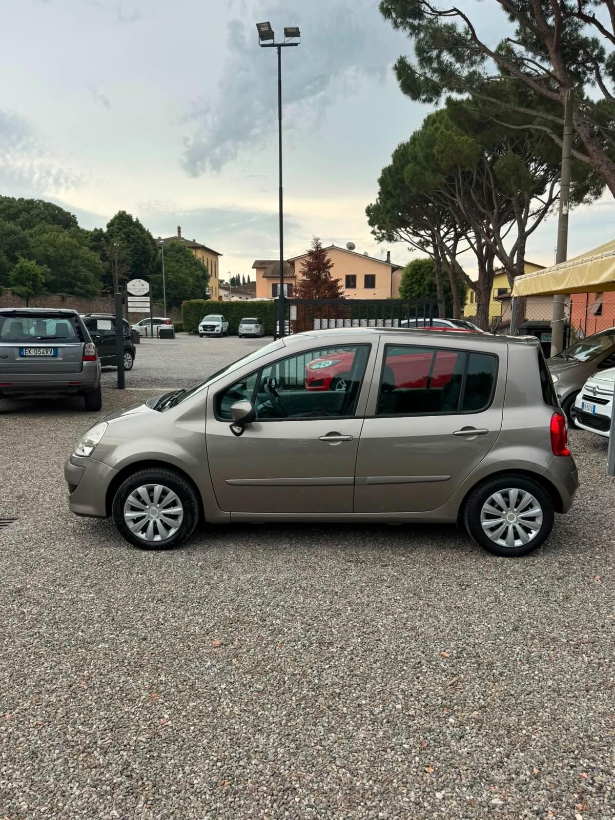 Renault Modus 1.5 dCi 75CV Yahoo! IMPECCABILE !!