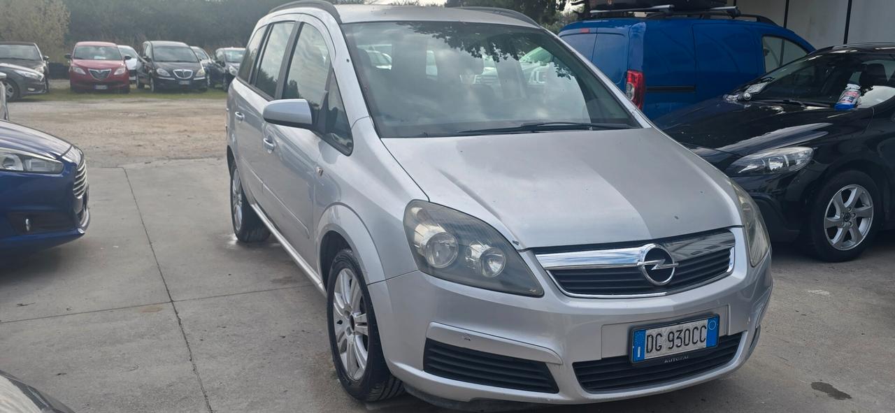 Opel Zafira 1.6 16V ecoM 94CV Cosmo