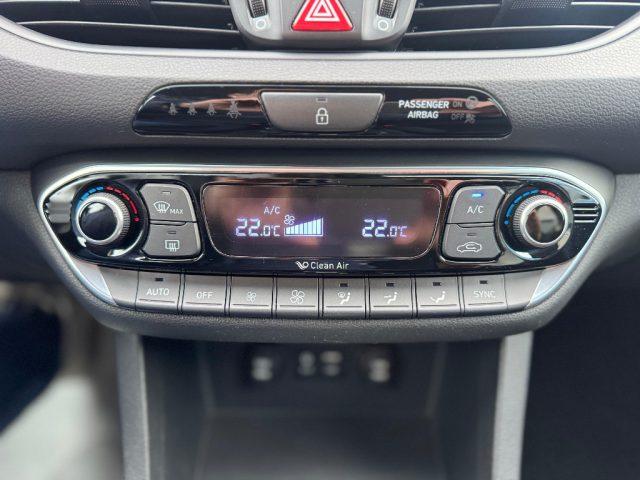 HYUNDAI i30 1.6 CRDi 110CV DCT 5 P STYLE *UNIPROP*NEOPATENTATI