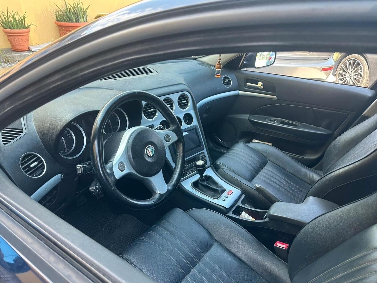 Alfa Romeo 159 1.9 JTDm Sportwagon Distinctive