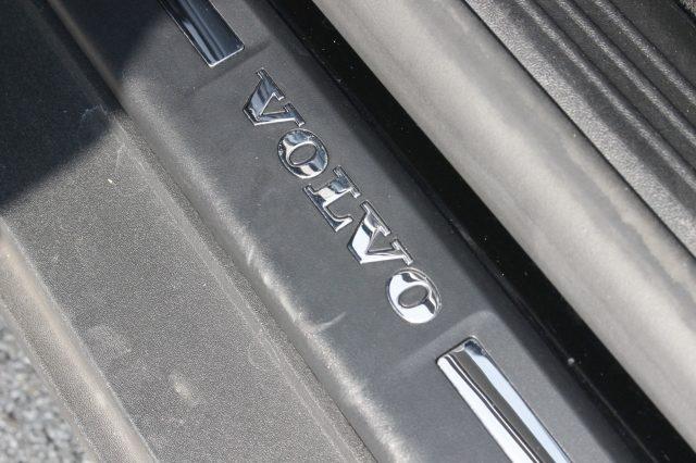 VOLVO V40 Cross Country D2 Business FULL-LED