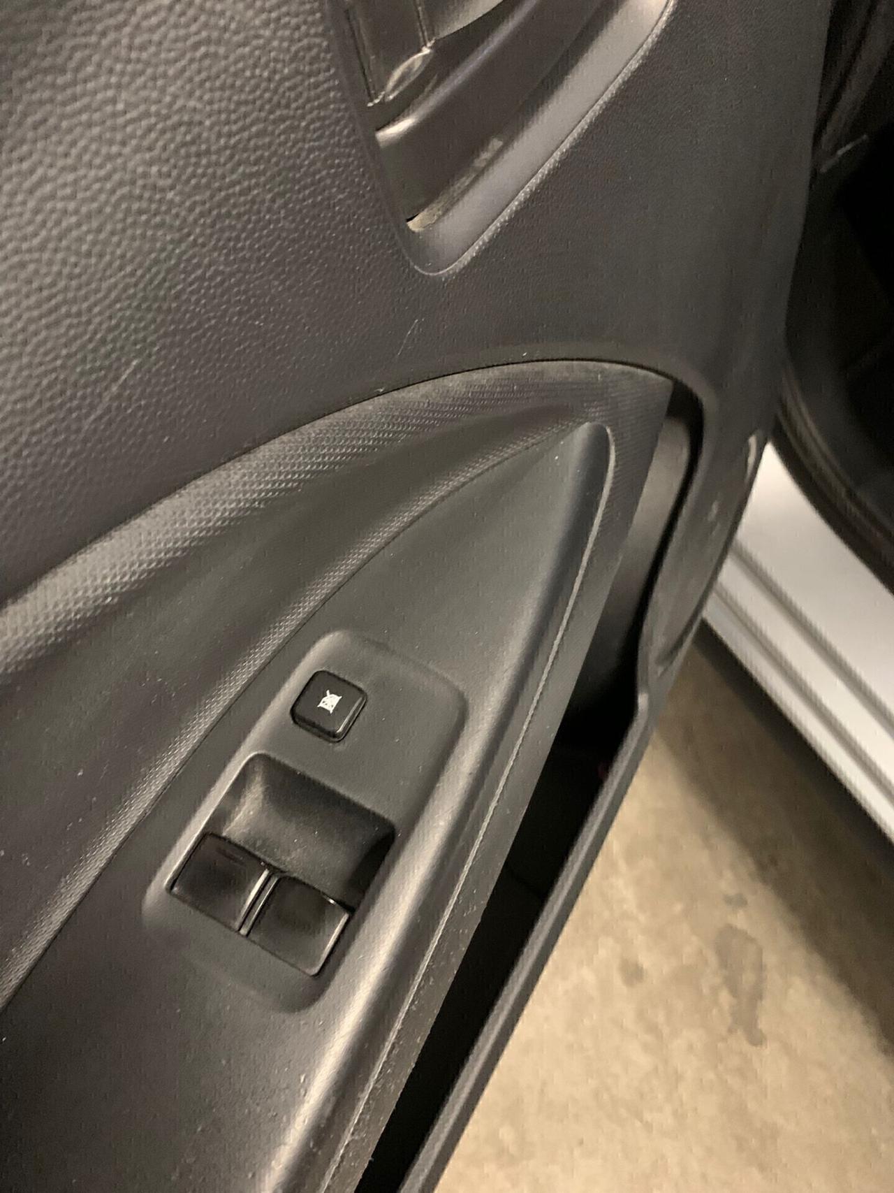 Mitsubishi Space Star 1.0 ClearTec Intense 2014