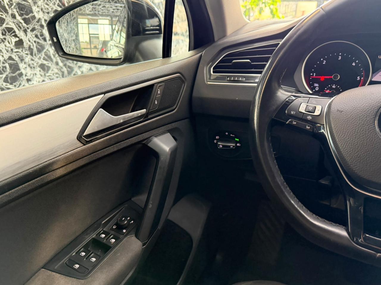 Volkswagen Tiguan 2.0 TDI DSG 4MOTION R-Line