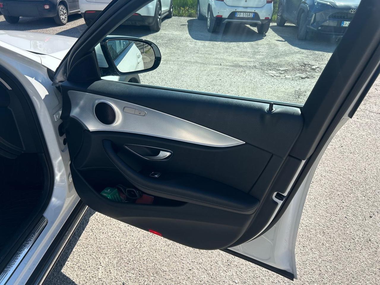 Mercedes-Benz E 220 Premium Plus E 220 D #10317