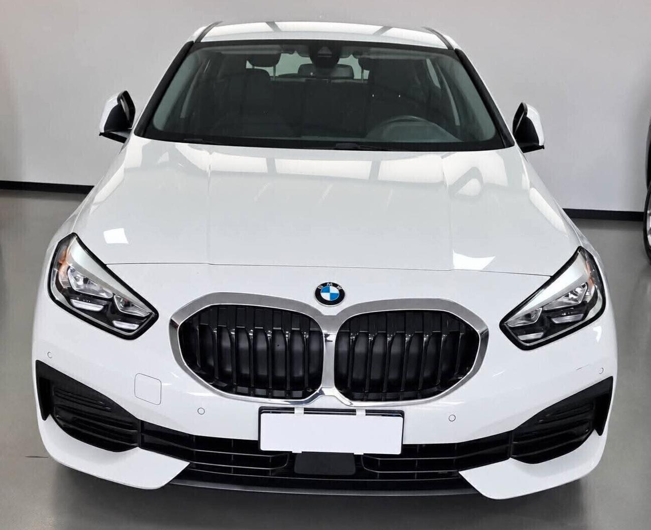Bmw 116D 5p. Cambio automatico full optional