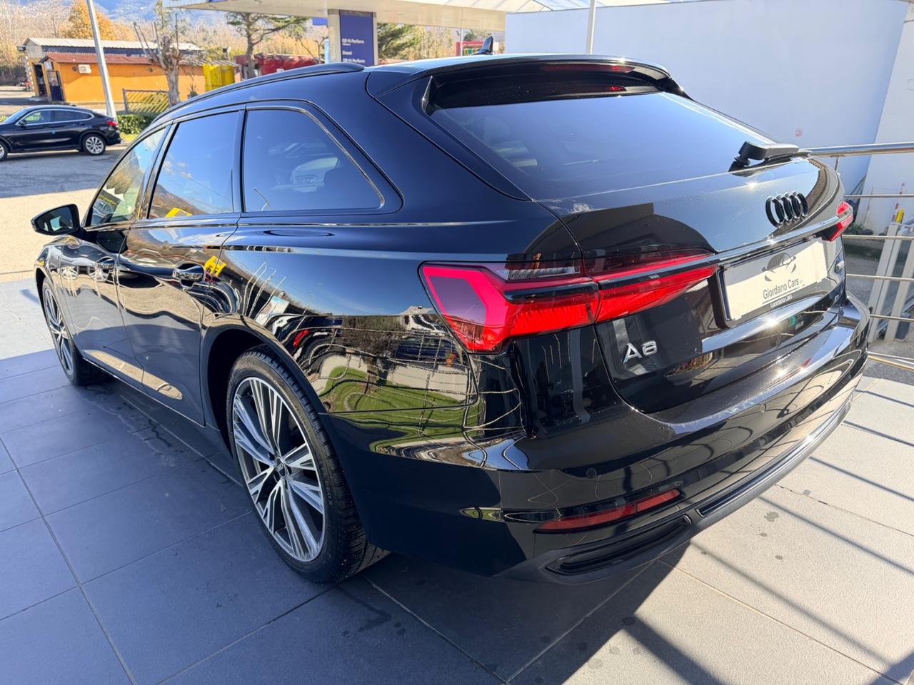 Audi A6 Avant 40 2.0 TDI quattro ultra S tronic line