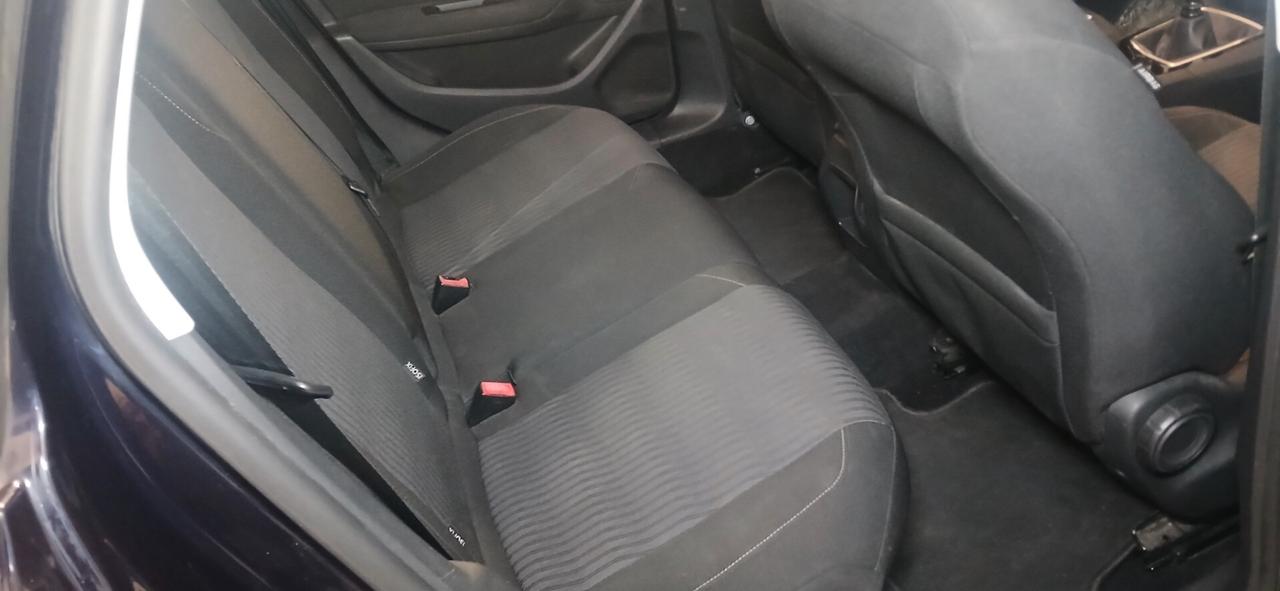 Peugeot 308 1.6 hdi s.w. neopatentati