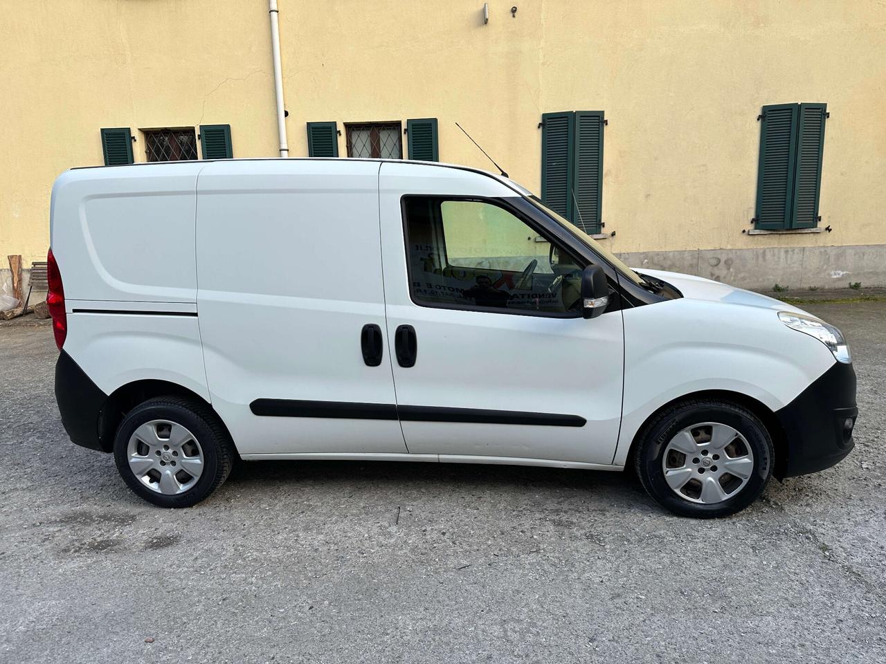 Opel Combo 1.6 CDTi 105CV